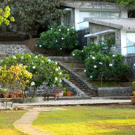 V Resorts Mahua Bagh Murud Nāndgaon المظهر الخارجي الصورة